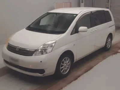 Toyota ISIS