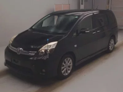 Toyota ISIS