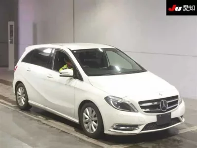 Mercedes-Benz B CLASS