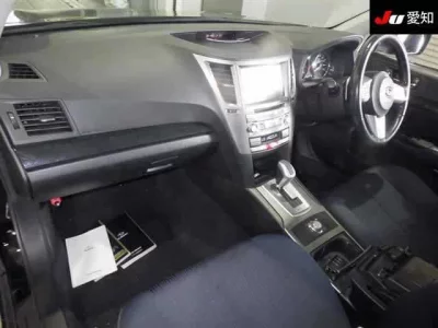 Subaru LEGACY B4