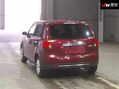 Mazda VERISA