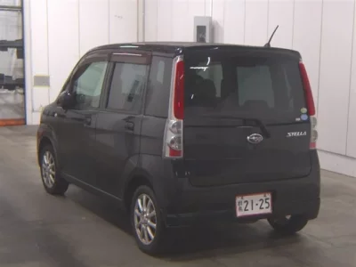 Subaru STELLA