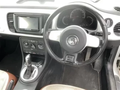 Volkswagen THE BEETLE