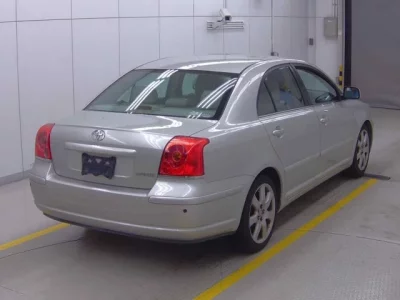 Toyota AVENSIS SEDAN