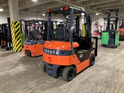 Toyota FORKLIFT