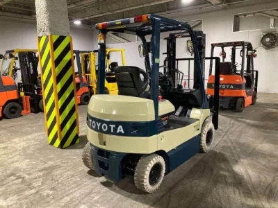 Toyota FORKLIFT