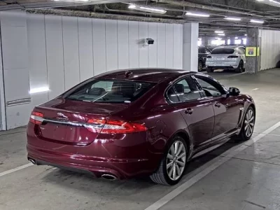 Jaguar XF SERIES