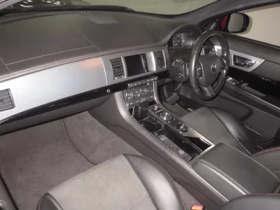 Jaguar XF SERIES