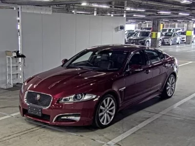 Jaguar XF SERIES