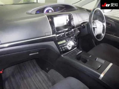 Toyota ESTIMA HYBRID