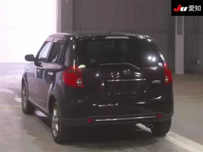 Mazda VERISA