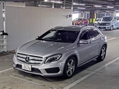 Mercedes-Benz GLA CLASS