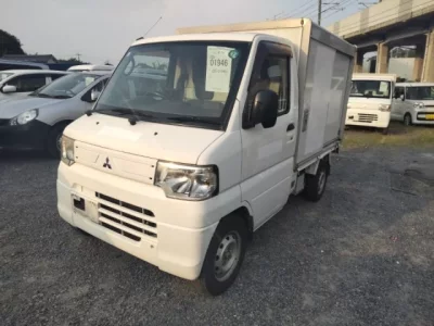 Mitsubishi MINICAB TRUCK