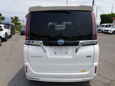 Toyota ESQUIRE