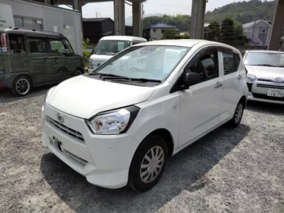 Daihatsu MIRA E S