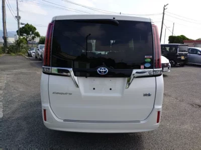 Toyota ESQUIRE