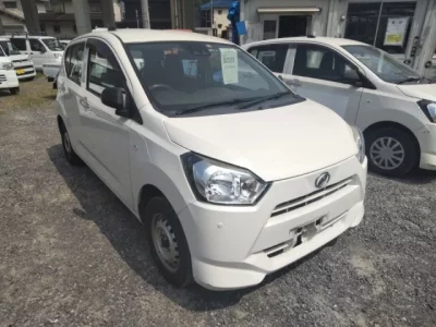 Daihatsu MIRA E S