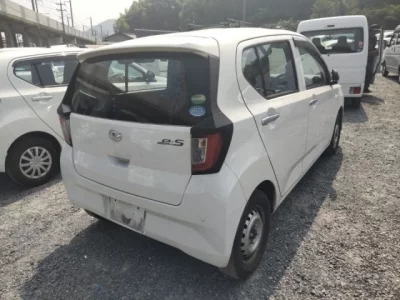 Daihatsu MIRA E S