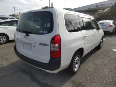 Toyota SUCCEED