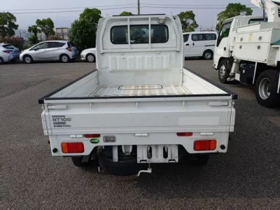 Nissan CLIPPER TRUCK