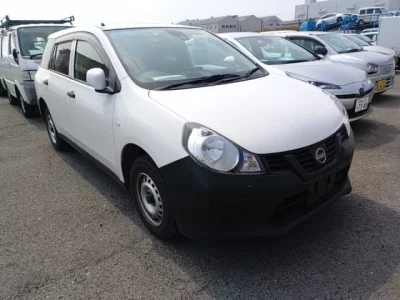 Nissan AD