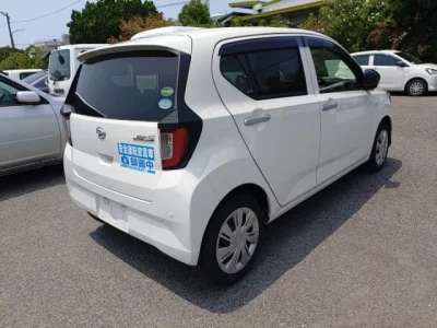 Daihatsu MIRA E S