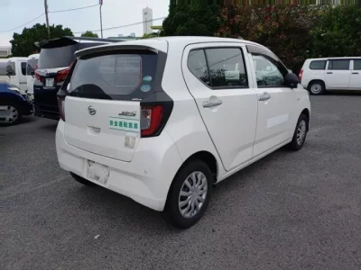 Daihatsu MIRA E S
