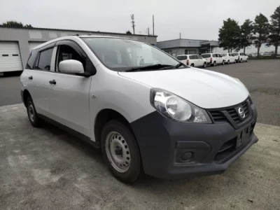 Nissan AD