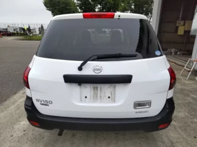 Nissan AD