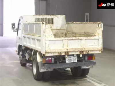 Isuzu TRUCK