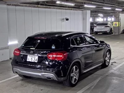 Mercedes-Benz GLA CLASS
