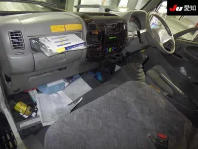 Hino DUTRO