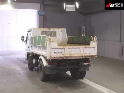 Isuzu TRUCK