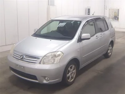 Toyota RAUM