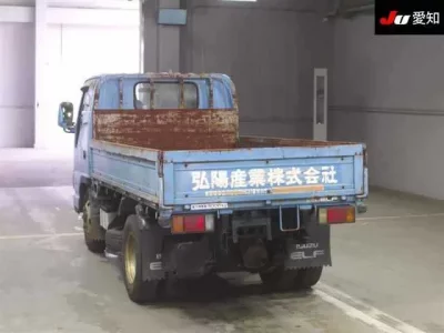 Isuzu ELF