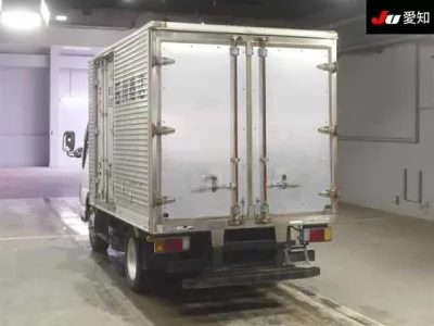 Isuzu TRUCK