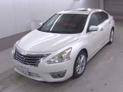 Nissan TEANA