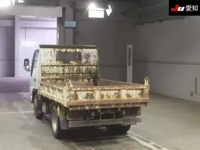 Isuzu TRUCK
