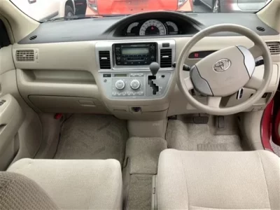 Toyota RAUM