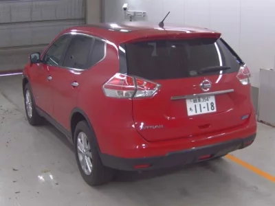 Nissan X-TRAIL