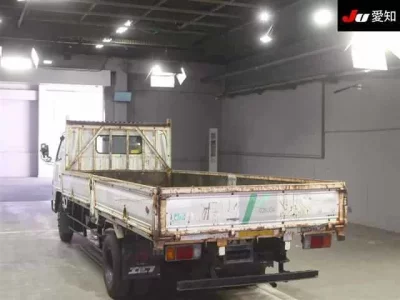 Isuzu TRUCK