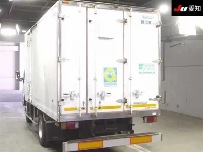 Isuzu TRUCK