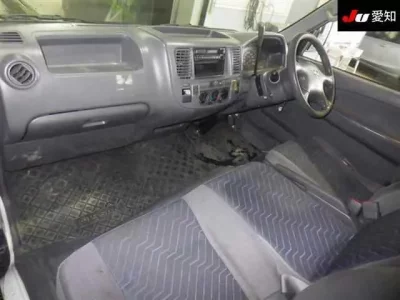Nissan CARAVAN VAN
