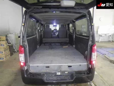 Nissan CARAVAN VAN