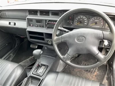 Toyota CROWN COMFORT