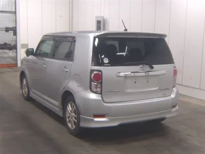 Toyota COROLLA RUMION