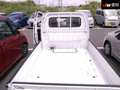 Nissan CLIPPER TRUCK