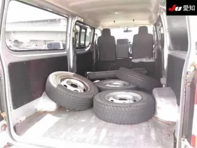 Nissan CARAVAN VAN
