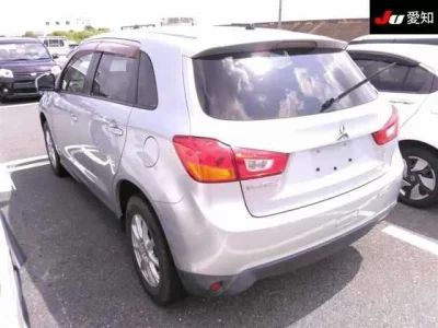 Mitsubishi RVR