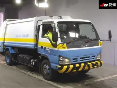 Isuzu ELF